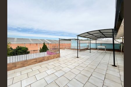 Apartamento para alugar com 130m², 3 quartos e sem vagaVaranda