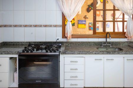 Casa à venda com 153m², 3 quartos e 2 vagasCozinha