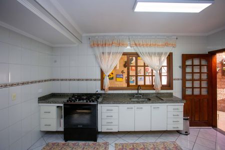 Casa à venda com 153m², 3 quartos e 2 vagasCozinha