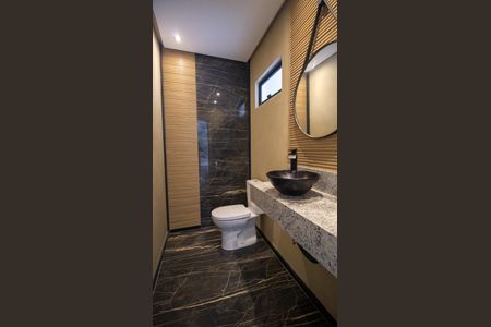 Casa de condomínio à venda com 300m², 4 quartos e 2 vagasLavabo