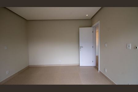 Casa de condomínio à venda com 300m², 4 quartos e 2 vagasSuíte 3
