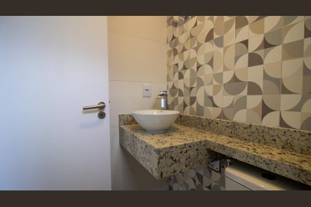 Casa de condomínio à venda com 300m², 4 quartos e 2 vagasBanheiro da Suíte 1