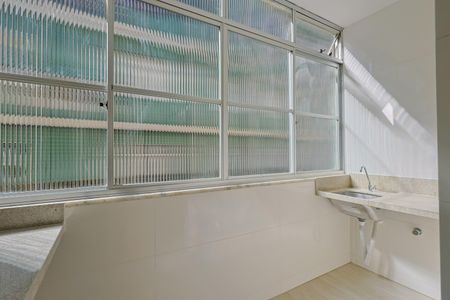 Apartamento à venda com 125m², 3 quartos e 2 vagasCozinha e Área de Serviço