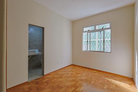 Apartamento à venda com 125m², 3 quartos e 2 vagasSuíte
