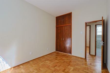 Apartamento à venda com 125m², 3 quartos e 2 vagasQuarto 2