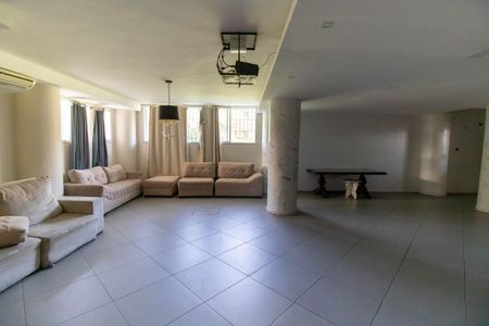 Apartamento à venda com 95m², 2 quartos e 1 vaga Apartamento à venda com 95m², 2 quartos e 1 vagaÁrea comum