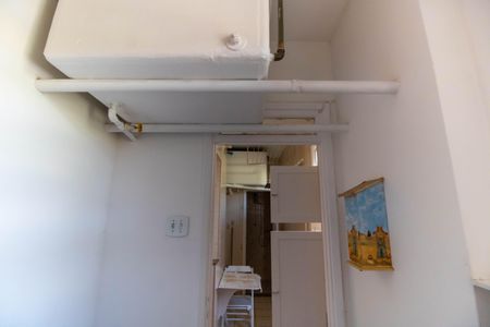 Apartamento à venda com 95m², 2 quartos e 1 vaga Apartamento à venda com 95m², 2 quartos e 1 vagaQuarto de Serviço