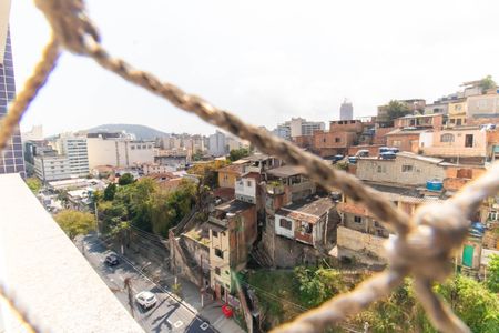 Apartamento à venda com 95m², 2 quartos e 1 vaga Apartamento à venda com 95m², 2 quartos e 1 vagaVista do Quarto 2