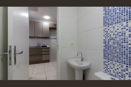 Apartamento à venda com 38m², 2 quartos e sem vaga Apartamento à venda com 38m², 2 quartos e sem vagaBanheiro