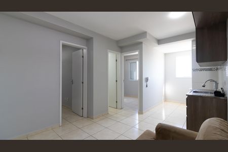 Sala de apartamento à venda com 2 quartos, 38m² em Vila Nhocuné, São Paulo