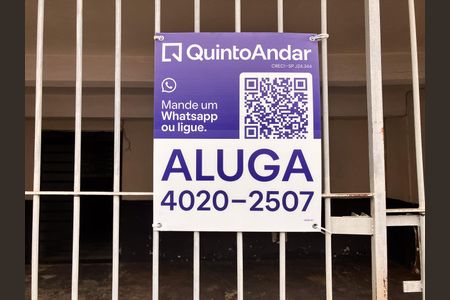 Placa instalada de casa para alugar com 2 quartos, 75m² em Jardim Nove de Julho, São Paulo