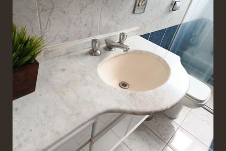 Apartamento à venda com 127m², 3 quartos e 1 vagaBanheiro social