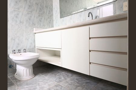 Apartamento à venda com 127m², 3 quartos e 1 vagaBanheiro da Suíte