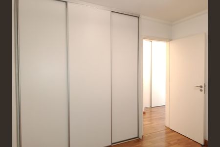 Apartamento à venda com 127m², 3 quartos e 1 vagaQuarto 2