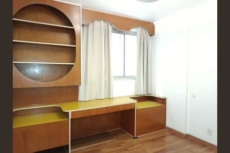 Apartamento à venda com 127m², 3 quartos e 1 vagaQuarto 2