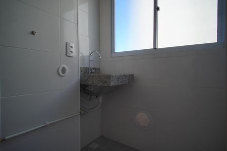 Apartamento à venda com 42m², 2 quartos e 1 vagaCozinha e Área de Serviço