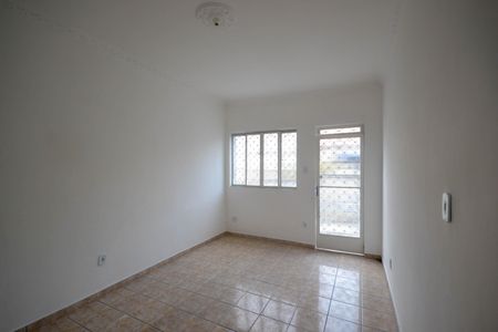 Casa para alugar com 80m², 2 quartos e sem vagaSala