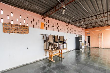 Casa à venda com 400m², 3 quartos e 2 vagasLaje