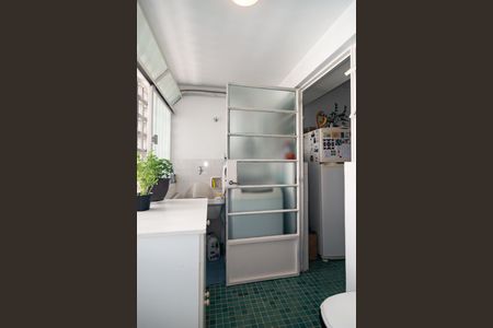 Apartamento à venda com 97m², 2 quartos e 1 vagaÁrea de Serviço