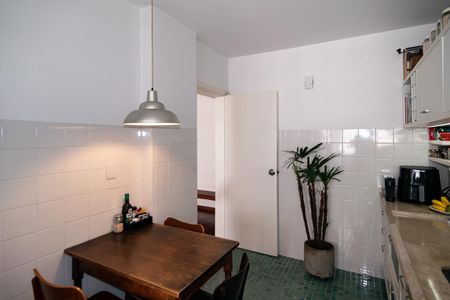 Apartamento à venda com 97m², 2 quartos e 1 vagaCozinha