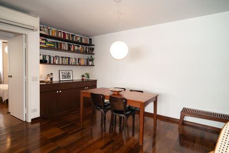 Apartamento à venda com 97m², 2 quartos e 1 vagaSala