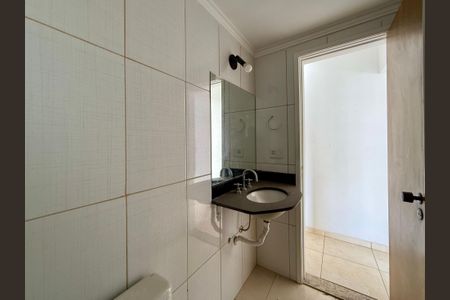 Apartamento para alugar com 74m², 2 quartos e 2 vagasBanheiro 