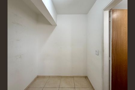 Apartamento para alugar com 74m², 2 quartos e 2 vagasQuarto de Serviço