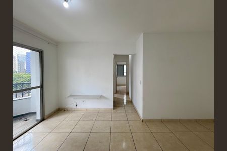 Apartamento para alugar com 74m², 2 quartos e 2 vagasSala