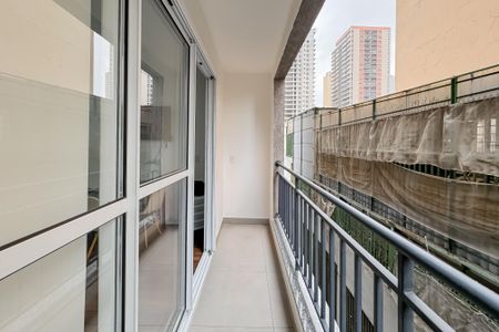 Varanda de kitnet/studio à venda com 1 quarto, 28m² em Vila Mariana, São Paulo