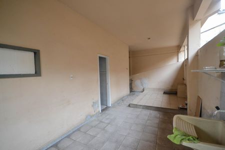 Casa para alugar com 100m², 1 quarto e sem vagaÁrea de Serviço