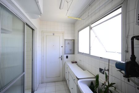 Apartamento à venda com 193m², 3 quartos e 2 vagasÁrea de Serviço