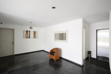 Apartamento à venda com 193m², 3 quartos e 2 vagasHall de entrada