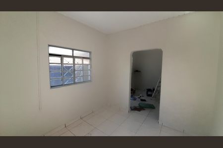Casa para alugar com 60m², 1 quarto e sem vaga Casa para alugar com 60m², 1 quarto e sem vagaSala