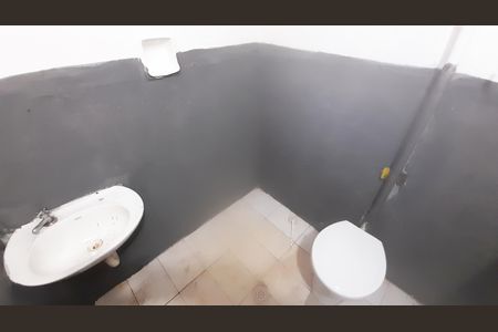 Casa para alugar com 60m², 1 quarto e sem vaga Casa para alugar com 60m², 1 quarto e sem vagaBanheiro da Suíte