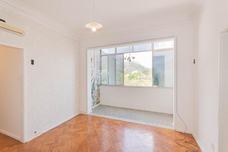 Apartamento à venda com 87m², 3 quartos e 1 vagaSala