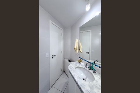 Apartamento à venda com 70m², 2 quartos e 3 vagasBanheiro