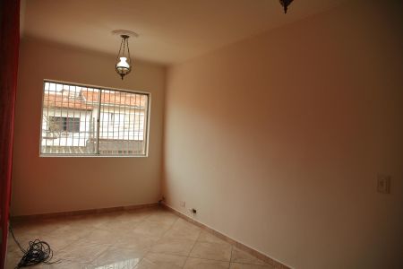 Apartamento para alugar com 85m², 2 quartos e 1 vagaSala