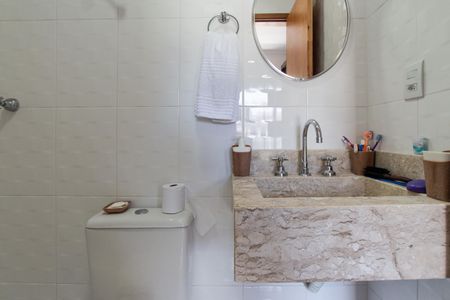 Casa de condomínio à venda com 134m², 3 quartos e 2 vagas Casa de condomínio à venda com 134m², 3 quartos e 2 vagasBanheiro da Suíte 3