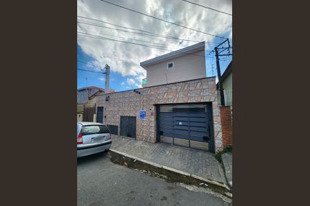 Casa de condomínio à venda com 134m², 3 quartos e 2 vagas Casa de condomínio à venda com 134m², 3 quartos e 2 vagasFachada