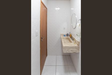 Casa de condomínio à venda com 134m², 3 quartos e 2 vagas Casa de condomínio à venda com 134m², 3 quartos e 2 vagasBanheiro Social