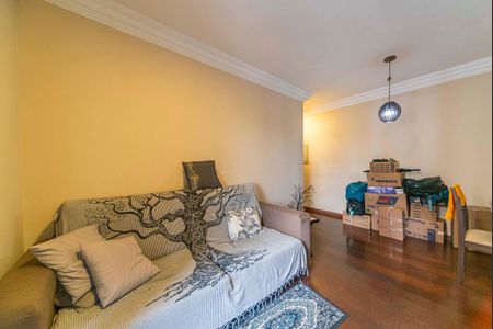 Apartamento para alugar com 74m², 3 quartos e 1 vagaSala