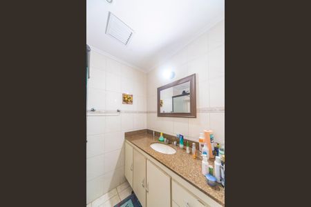 Apartamento para alugar com 74m², 3 quartos e 1 vagaBanheiro