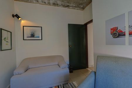 Casa à venda com 302m², 5 quartos e 3 vagasEscritório