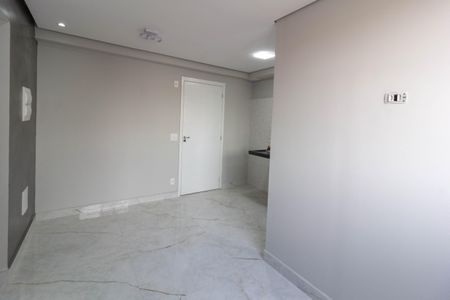 Sala de apartamento para alugar com 2 quartos, 34m² em Vila Rosalia, Guarulhos