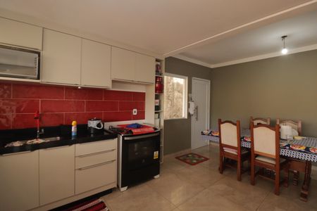 Casa à venda com 223m², 3 quartos e 2 vagasCozinha