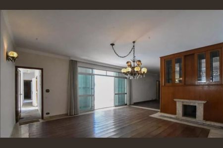 Foto 04 de casa para alugar com 4 quartos, 800m² em Jardim Marajoara, São Paulo