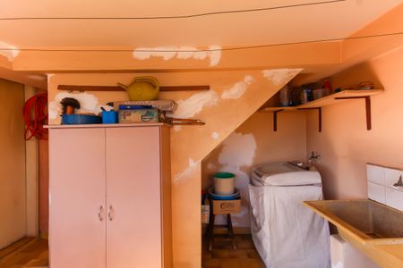 Casa à venda com 162m², 2 quartos e 1 vagaÁrea de Serviço