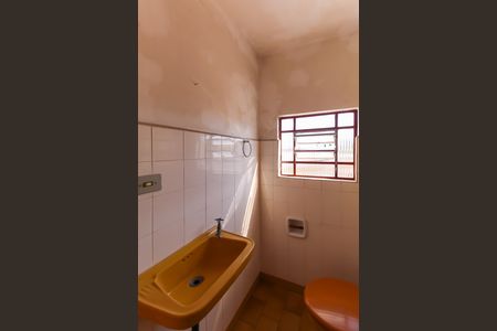 Casa à venda com 162m², 2 quartos e 1 vagaBanheiro de serviço