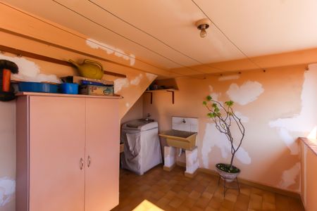 Casa à venda com 162m², 2 quartos e 1 vagaÁrea de Serviço