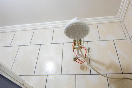 Casa à venda com 85m², 3 quartos e 1 vaga Casa à venda com 85m², 3 quartos e 1 vagaBanheiro social 2